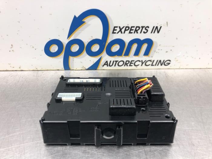 Gebruikte Bodycontrol Module Nissan Micra (K12) 1.2 16V Prijs € 68,00 Margeregeling aangeboden door Gebr Opdam B.V.