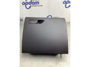 Gebruikte Dashboardkastje Ford Puma 1.0 Ti-VCT EcoBoost mHEV 12V Prijs € 75,00 Margeregeling aangeboden door Gebr Opdam B.V.