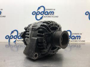 Gebruikte Dynamo Mercedes CLK (C208) 2.0 200K Evo 16V Prijs € 68,00 Margeregeling aangeboden door Gebr Opdam B.V.