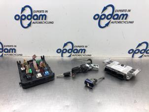 Gebruikte Computer Motormanagement Citroen C4 Grand Picasso (UA) 2.0 16V Autom. Prijs € 270,00 Margeregeling aangeboden door Gebr Opdam B.V.