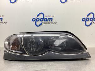 Gebruikte Koplamp rechts BMW 3 serie Touring (E46/3) 316i 16V Prijs € 68,00 Margeregeling aangeboden door Gebr Opdam B.V.