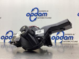 Gebruikte Blower Citroen C4 Grand Picasso (UA) 2.0 16V Autom. Prijs € 45,00 Margeregeling aangeboden door Gebr Opdam B.V.