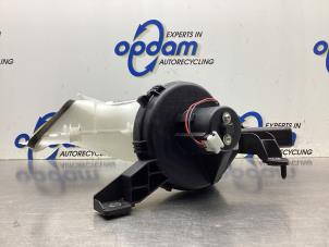 Gebruikte Blower Citroen C4 Grand Picasso (UA) 2.0 16V Autom. Prijs € 45,00 Margeregeling aangeboden door Gebr Opdam B.V.