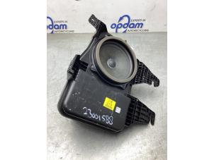 Gebruikte Subwoofer Kia Niro I (DE) 1.6 GDI PHEV Prijs € 100,00 Margeregeling aangeboden door Gebr Opdam B.V.