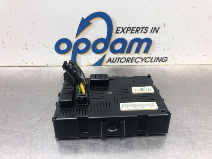 Gebruikte Bodycontrol Module Nissan Note (E11) 1.4 16V Prijs € 90,00 Margeregeling aangeboden door Gebr Opdam B.V.