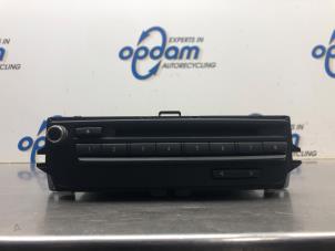 Gebruikte Regelunit Multi Media BMW 3 serie (E90) 318i 16V Prijs € 158,00 Margeregeling aangeboden door Gebr Opdam B.V.