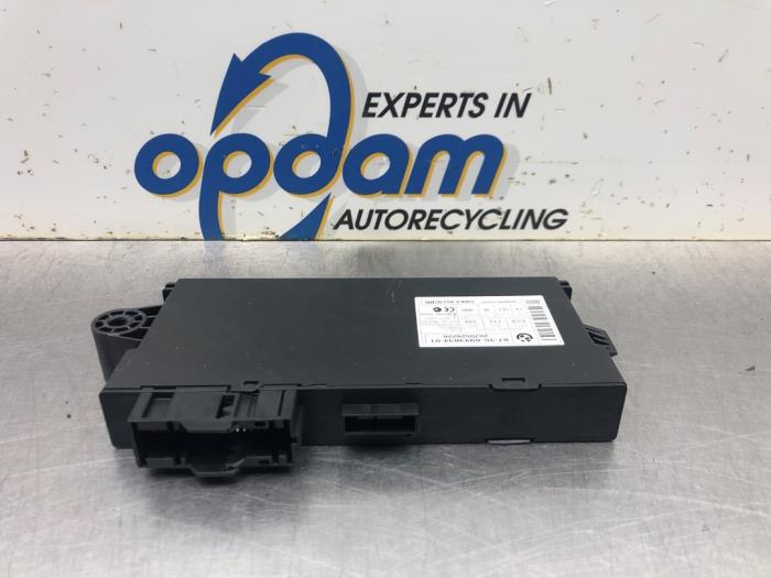Gebruikte Sam module BMW 3 serie (E90) 318i 16V Prijs € 68,00 Margeregeling aangeboden door Gebr Opdam B.V.