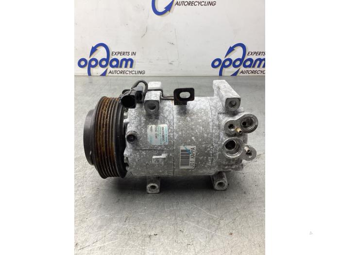 Gebruikte Aircopomp Kia Picanto (JA) 1.0 12V Prijs € 200,00 Margeregeling aangeboden door Gebr Opdam B.V.