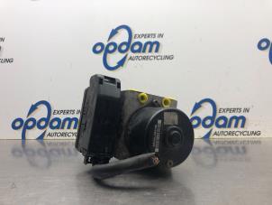 Gebruikte ABS Pomp Ford Fiesta 5 (JD/JH) 1.3 Prijs € 112,00 Margeregeling aangeboden door Gebr Opdam B.V.