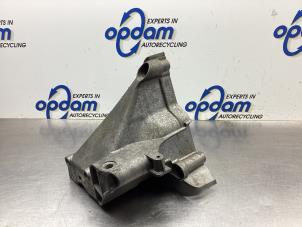 Gebruikte Motorrubber Volkswagen Polo VI (AW1) 1.0 TSI 12V Prijs € 36,00 Margeregeling aangeboden door Gebr Opdam B.V.