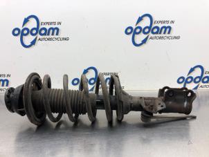 Gebruikte Schokdemperpoot rechts-voor Kia Picanto (BA) 1.0 12V Prijs € 36,00 Margeregeling aangeboden door Gebr Opdam B.V.