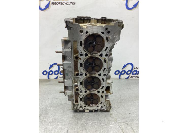 Cilinderkop van een Mercedes-Benz A (177.0) 1.3 A-180 Turbo 16V 2020