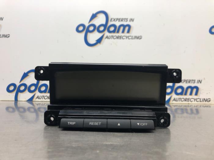 Gebruikte Display Interieur Kia Cee'd Sporty Wagon (EDF) 1.6 CRDi 90 16V Prijs € 32,00 Margeregeling aangeboden door Gebr Opdam B.V.