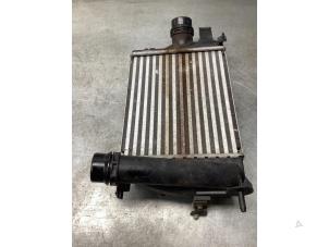 Gebruikte Intercooler Renault Clio IV (5R) 0.9 Energy TCE 90 12V Prijs € 50,00 Margeregeling aangeboden door Gebr Opdam B.V.