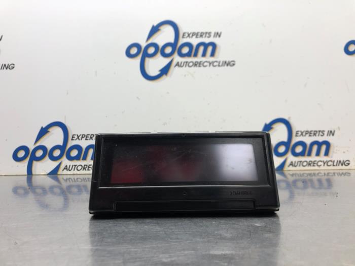 Gebruikte Display Interieur Volvo V50 (MW) 1.8 16V Prijs € 45,00 Margeregeling aangeboden door Gebr Opdam B.V.
