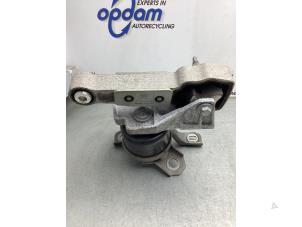 Gebruikte Motorsteun Landrover Evoque Prijs € 75,00 Margeregeling aangeboden door Gebr Opdam B.V.