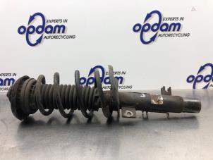 Gebruikte Voorpoot links Citroen DS3 (SA) 1.6 e-HDi Prijs € 54,00 Margeregeling aangeboden door Gebr Opdam B.V.