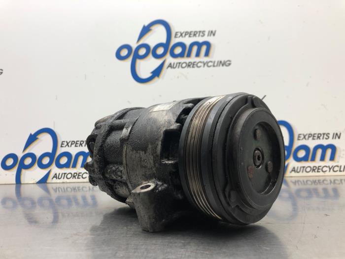 Gebruikte Aircopomp BMW 3 serie (E46/4) 316i Prijs € 40,00 Margeregeling aangeboden door Gebr Opdam B.V.