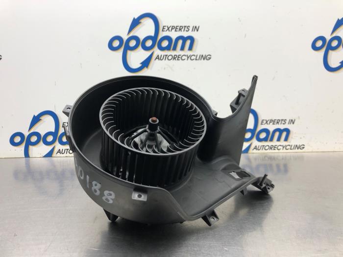 Kachel Ventilatiemotor van een Opel Vectra C 1.8 16V 2003
