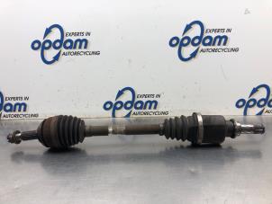 Gebruikte Homokineetas links-voor Dacia Logan MCV (KS) 1.6 16V Prijs € 68,00 Margeregeling aangeboden door Gebr Opdam B.V.