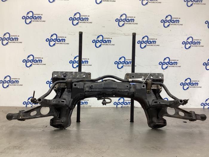 Gebruikte Subframe Alfa Romeo GT (937) 1.8 Twin Spark 16V Prijs € 89,00 Margeregeling aangeboden door Gebr Opdam B.V.