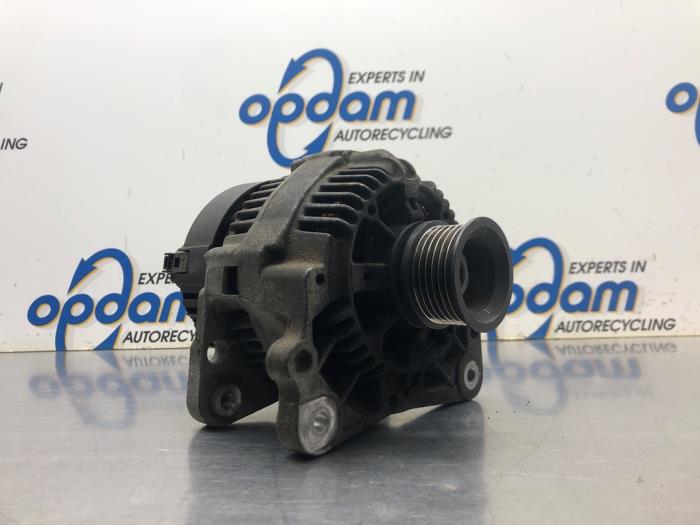 Gebruikte Dynamo Volkswagen Lupo (6X1) 1.0 MPi 50 Prijs € 45,00 Margeregeling aangeboden door Gebr Opdam B.V.