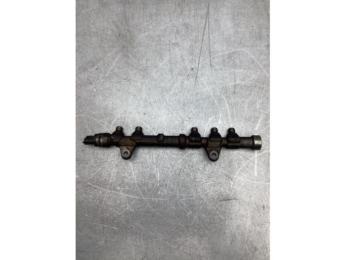 Gebruikte Verstuiver brug Citroen Nemo (AA) 1.3 HDi 75 Prijs € 35,00 Margeregeling aangeboden door Gebr Opdam B.V.
