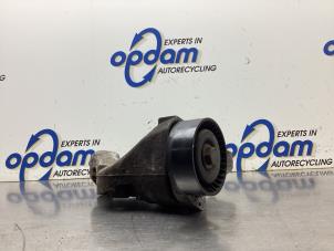 Gebruikte Aircopomp Steun Volkswagen Golf V (1K1) 1.4 FSI 16V Prijs € 22,00 Margeregeling aangeboden door Gebr Opdam B.V.