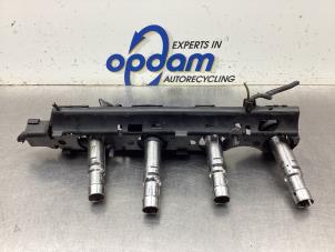 Gebruikte Bobine Volkswagen Golf V (1K1) 1.4 FSI 16V Prijs € 45,00 Margeregeling aangeboden door Gebr Opdam B.V.