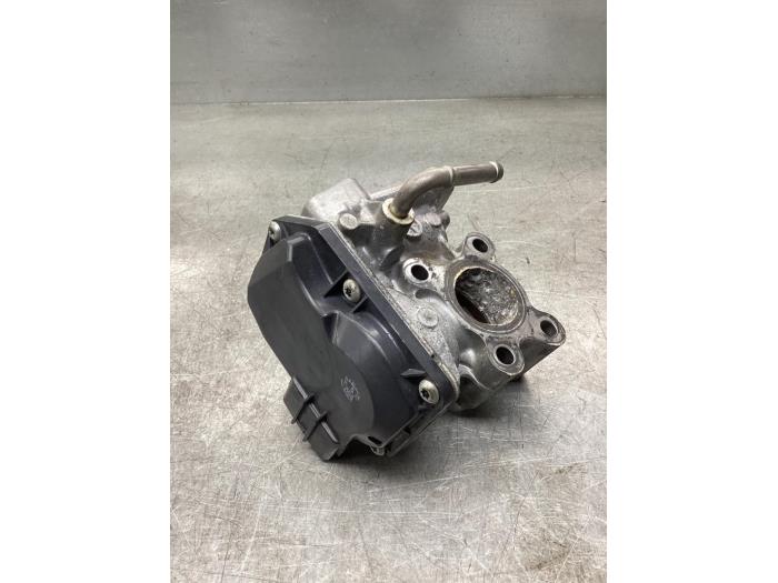 Gebruikte EGR Klep Nissan Qashqai (J11) 1.6 DIG-T 163 16V Prijs € 100,00 Margeregeling aangeboden door Gebr Opdam B.V.