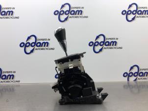 Gebruikte Selectiehendel automaat Toyota Aygo (B40) 1.0 12V VVT-i Prijs € 112,00 Margeregeling aangeboden door Gebr Opdam B.V.