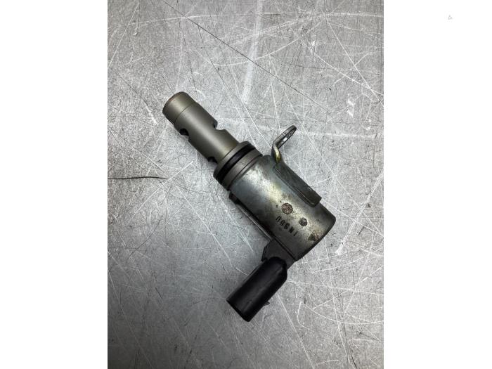 Gebruikte Nokkenas Sensor Volkswagen Golf VI (5K1) 1.4 TSI 160 16V Prijs € 35,00 Margeregeling aangeboden door Gebr Opdam B.V.