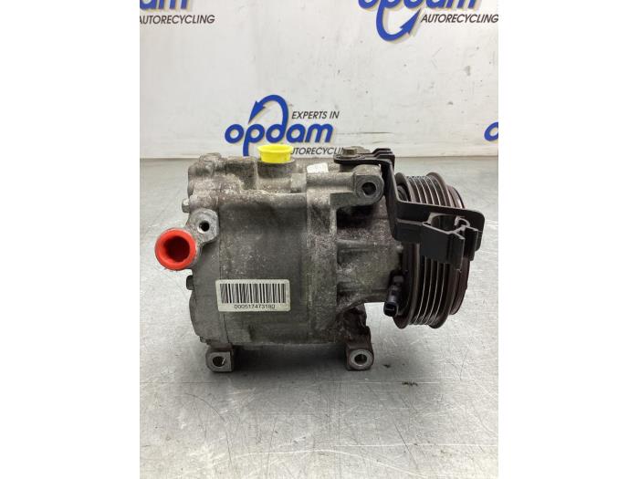 Gebruikte Aircopomp Fiat 500 (312) 1.4 16V Prijs € 50,00 Margeregeling aangeboden door Gebr Opdam B.V.