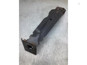 Gebruikte Subframe Fiat 500 (312) 1.4 16V Prijs € 25,00 Margeregeling aangeboden door Gebr Opdam B.V.