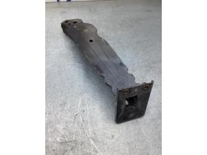 Gebruikte Subframe Fiat 500 (312) 1.4 16V Prijs € 25,00 Margeregeling aangeboden door Gebr Opdam B.V.