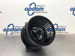 Gebruikte Blower Ford Transit Connect 1.8 TDCi 90 DPF Prijs € 45,00 Margeregeling aangeboden door Gebr Opdam B.V.