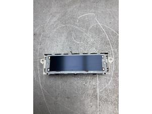 Gebruikte Display Interieur Peugeot Partner (GC/GF/GG/GJ/GK) 1.6 BlueHDi 100 Prijs € 40,00 Margeregeling aangeboden door Gebr Opdam B.V.