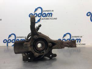 Gebruikte Asschenkel links-voor Opel Astra H (L48) 1.6 16V Prijs € 45,00 Margeregeling aangeboden door Gebr Opdam B.V.