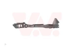 Nieuwe Koplampframe links Volkswagen Polo Prijs € 20,00 Inclusief btw aangeboden door Gebr Opdam B.V.