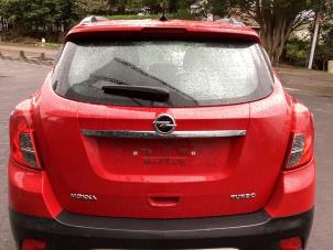 Gebruikte Achterklep Opel Mokka/Mokka X 1.4 Turbo 16V 4x2 Prijs € 250,00 Margeregeling aangeboden door Gebr Opdam B.V.