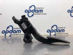 Gebruikte Gaspedaal Kia Picanto (JA) 1.0 12V Prijs € 45,00 Margeregeling aangeboden door Gebr Opdam B.V.