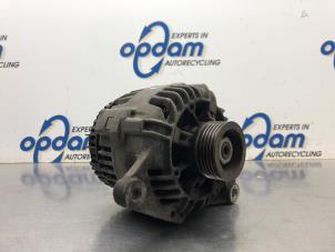 Gebruikte Dynamo Citroen Saxo 1.4i SX,VSX Prijs € 45,00 Margeregeling aangeboden door Gebr Opdam B.V.