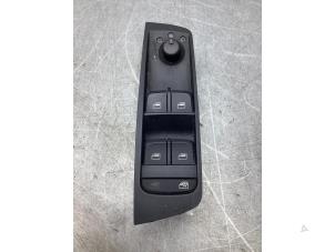 Gebruikte Schakelaar Elektrisch Raam Audi A1 Sportback (8XA/8XF) 1.4 TFSI 16V 122 Prijs € 50,00 Margeregeling aangeboden door Gebr Opdam B.V.
