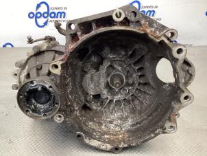 Gebruikte Versnellingsbak Volkswagen Golf III (1H1) 1.6 i Prijs € 158,00 Margeregeling aangeboden door Gebr Opdam B.V.
