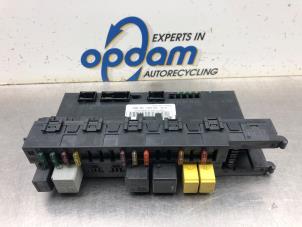 Gebruikte Comfort Module Mercedes C (W203) 1.8 C-180K 16V Prijs € 135,00 Margeregeling aangeboden door Gebr Opdam B.V.