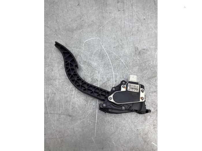 Gebruikte Gaspedaalpositie Sensor Opel Karl 1.0 12V Prijs € 35,00 Margeregeling aangeboden door Gebr Opdam B.V.