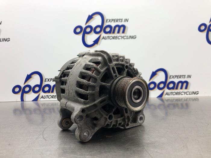 Gebruikte Dynamo Audi A4 (B9) 2.0 40 TDI 16V Prijs € 158,00 Margeregeling aangeboden door Gebr Opdam B.V.