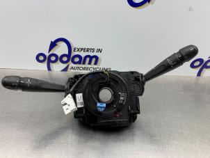 Gebruikte Licht + Raw Schakelaar Citroen C4 Cactus (0B/0P) 1.2 PureTech 110 12V Prijs € 135,00 Margeregeling aangeboden door Gebr Opdam B.V.