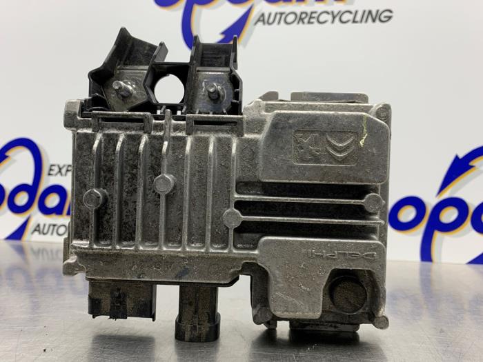 Gebruikte Start/Stop computer Citroen C4 Cactus (0B/0P) 1.2 PureTech 110 12V Prijs € 90,00 Margeregeling aangeboden door Gebr Opdam B.V.