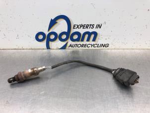 Gebruikte Lambda Sonde Volkswagen Polo III (6N2) 1.4 16V 75 Prijs € 32,00 Margeregeling aangeboden door Gebr Opdam B.V.